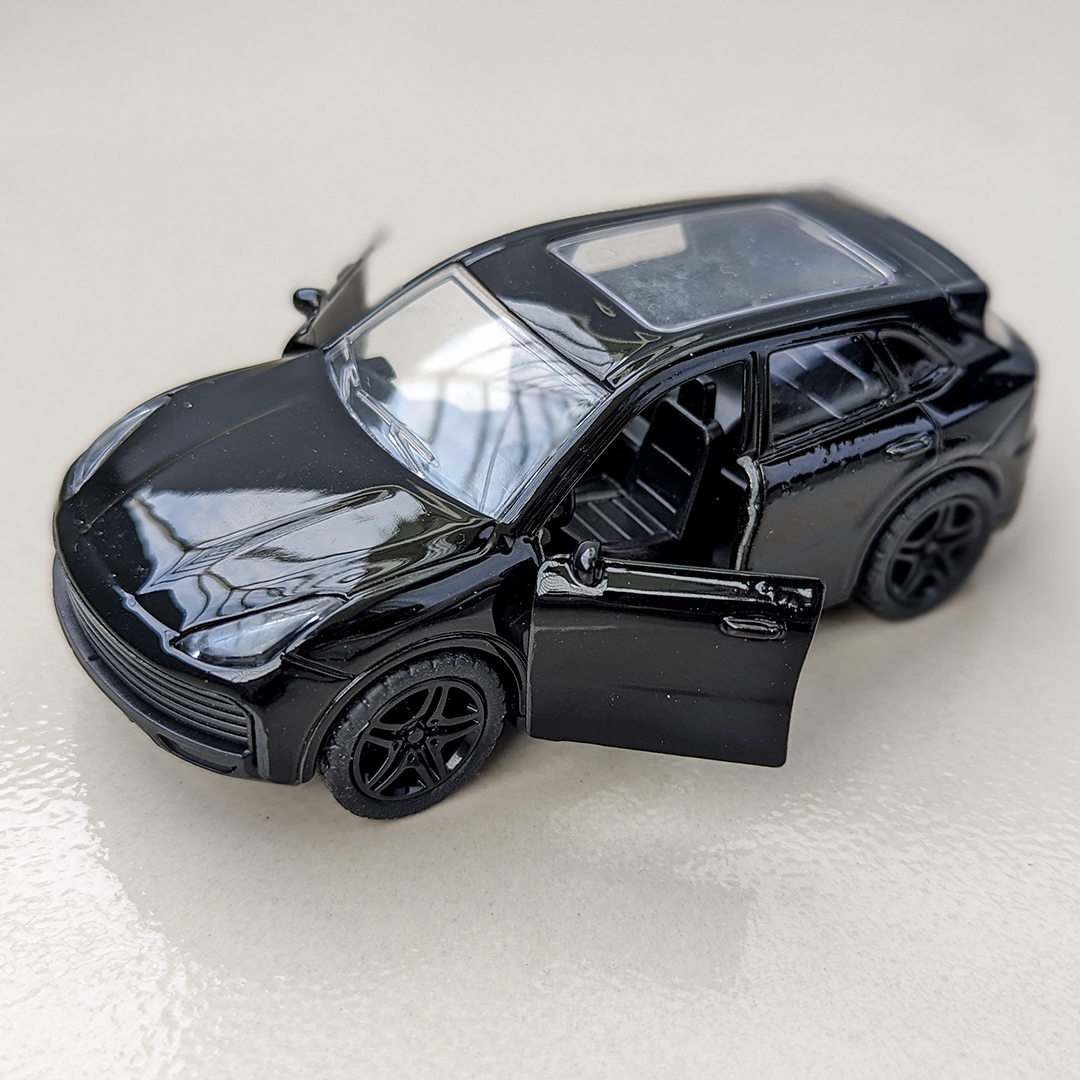 Porsche Cayenne S (1:36 Scale Die Cast Model)